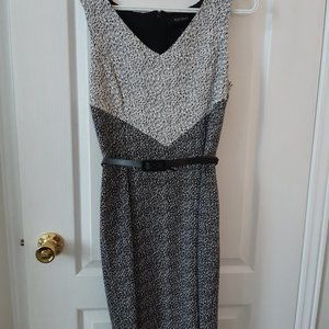 Woman's Dress, White House Black Market, size 6